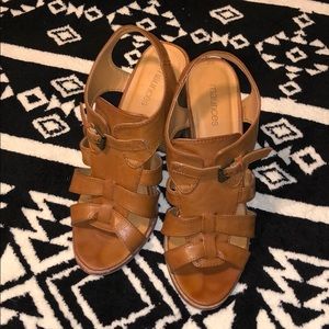 Camel Summer-Fall Heeled Sandal SZ 8